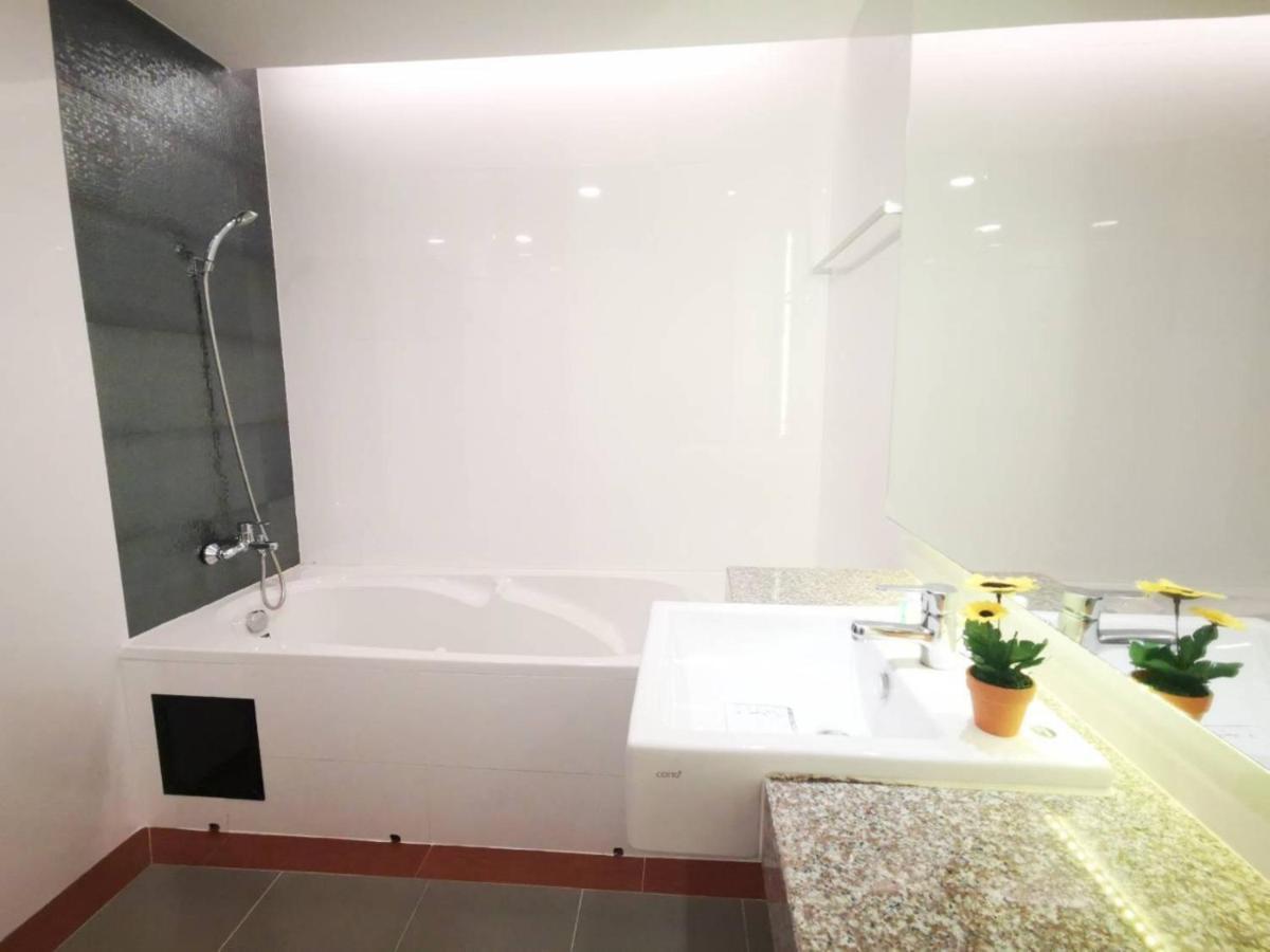 Private 111 Square Meters 2 Bedrooms City Chiangmai Chiang Mai Zewnętrze zdjęcie